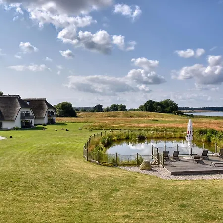 Grasmuecke 09 Im Wreecher Idyll Ruegen By Ruyastay Apartment *